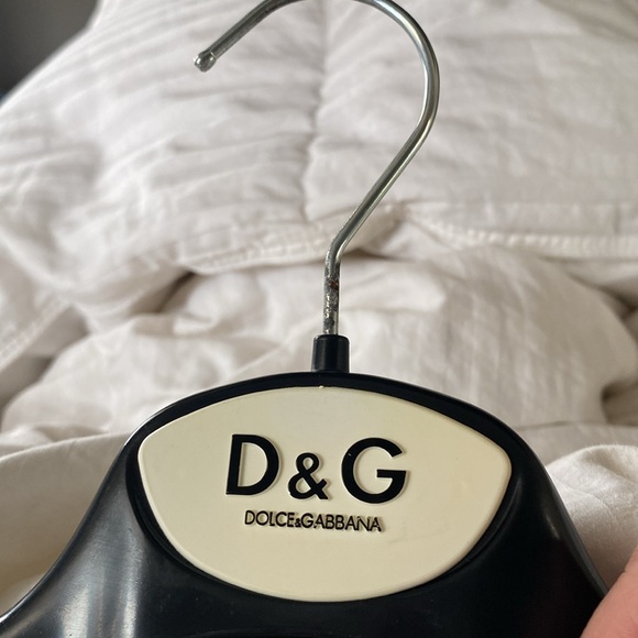 Authentic Vintage D &G Dolce and Gabbana hanger - Picture 4 of 4